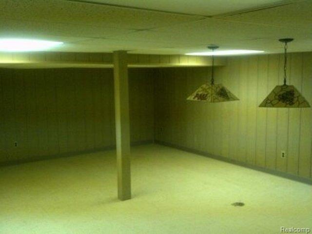 1320 Chestnut Lane Rochester, MI 48309 - Photo 11 of 13 BASEMENT