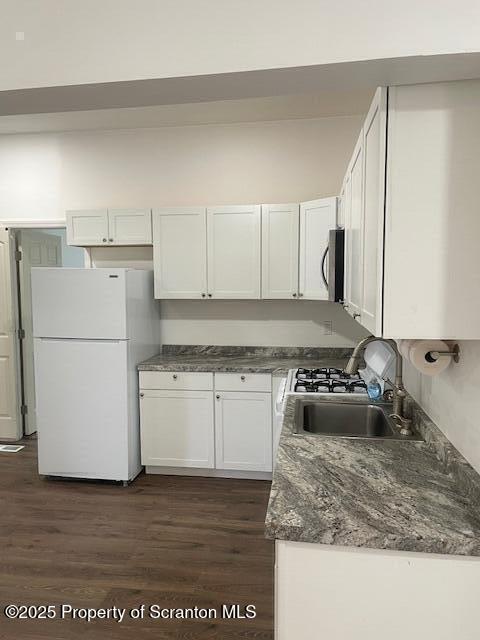 349 Spring Street Scranton, PA 18508 - Photo 3 of 20 IMG_4173