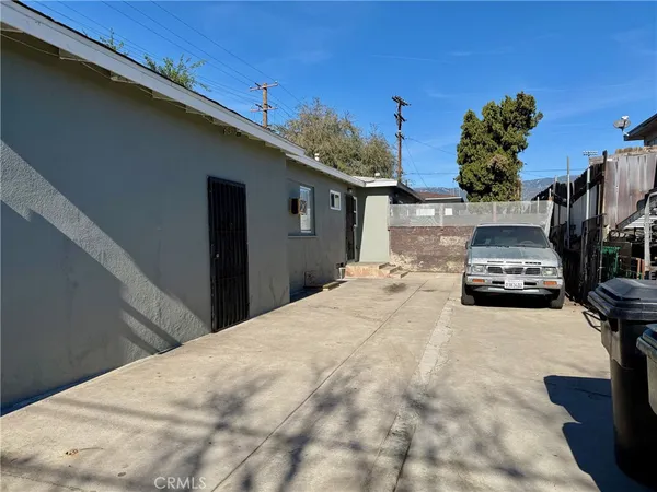 a car parked in front of a house