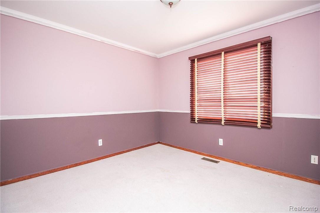 21278 Rome Drive Macomb, MI 48044 - Photo 26 of 35 17.jpg