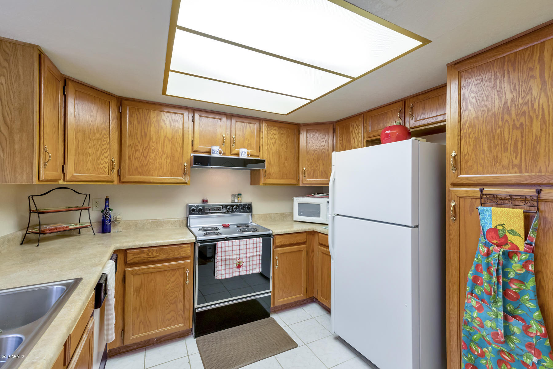 2834 South Ext Road, Unit 1050 Mesa, AZ 85210 - Photo 7 of 14 Spacious kitchen tile floors