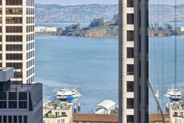 $4,999 | 301 Mission Street, Unit 25B, San Francisco, CA 94105
