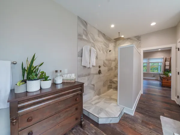 $1,929,000 | 303 South Lk Drive, Altamont, TN 37301