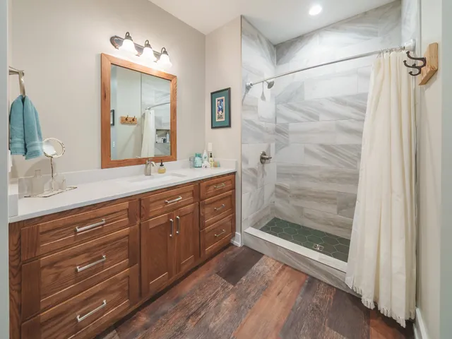 $1,929,000 | 303 South Lk Drive, Altamont, TN 37301