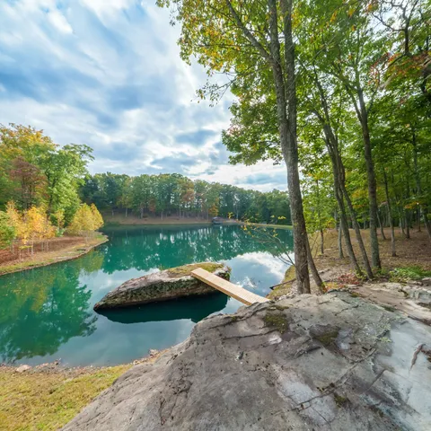$2,340,000 | 303 South Lk Drive, Altamont, TN 37301
