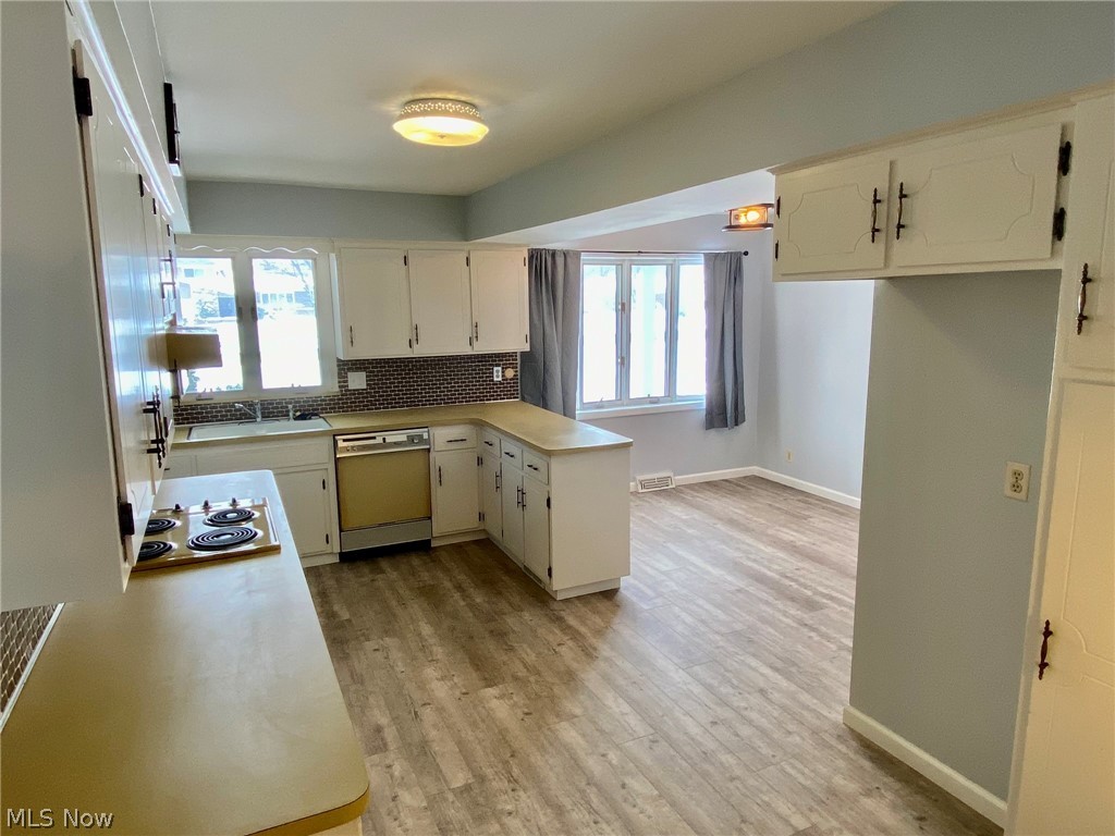 986 Brainard Road Cleveland, OH 44143 - Photo 6 of 33 Gallery Image 6