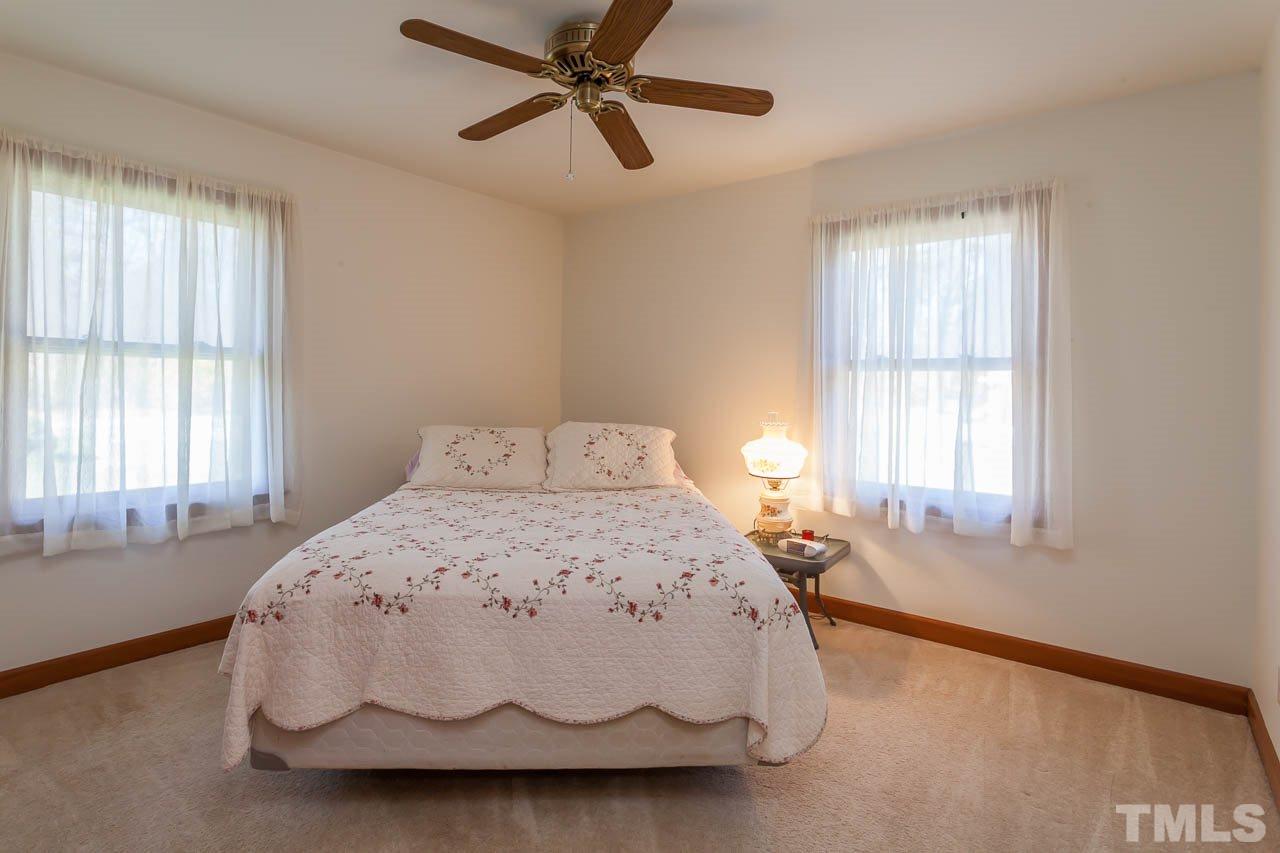 8231 Bells Lake Road Apex, NC 27539 - Photo 16 of 23 Gallery Image 16