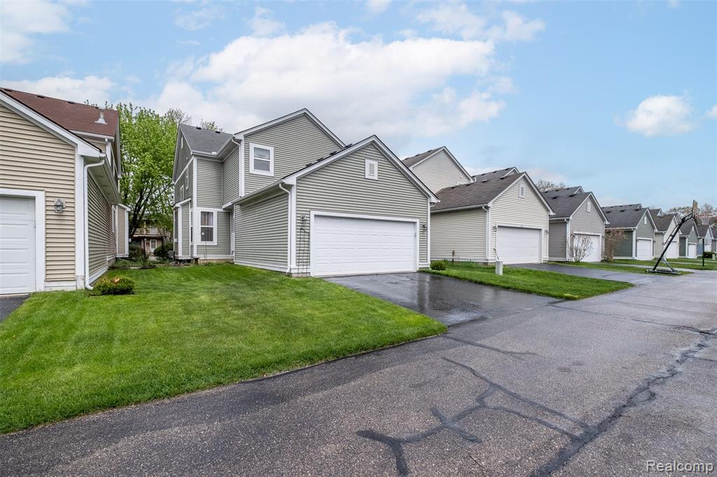 3147 Summers Road Keego Harbor, MI 48320 - Photo 45 of 53 Gallery Image 45