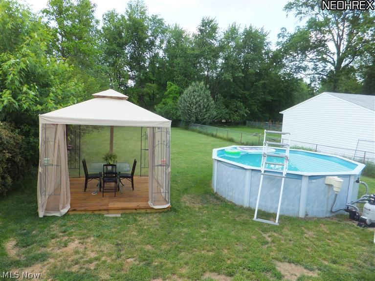 1794 Keystone Road Cleveland, OH 44134 - Photo 6 of 23