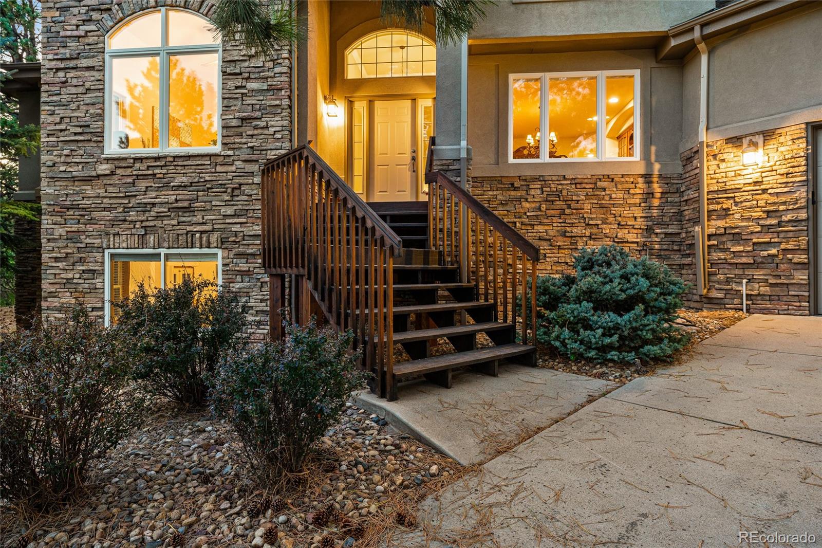 8305 Inca Road Larkspur, CO 80118 - Photo 5 of 40