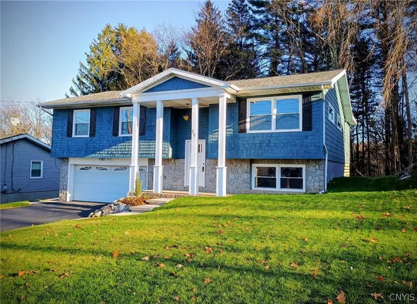 $379,900 | 315 Hillside Drive, Whitestown, NY 13424