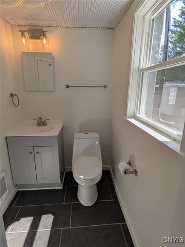 $389,900 | 315 Hillside Drive, Whitestown, NY 13424