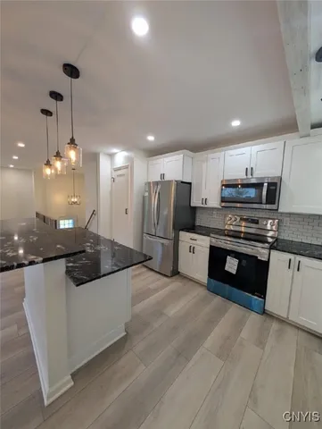 $389,900 | 315 Hillside Drive, Whitestown, NY 13424