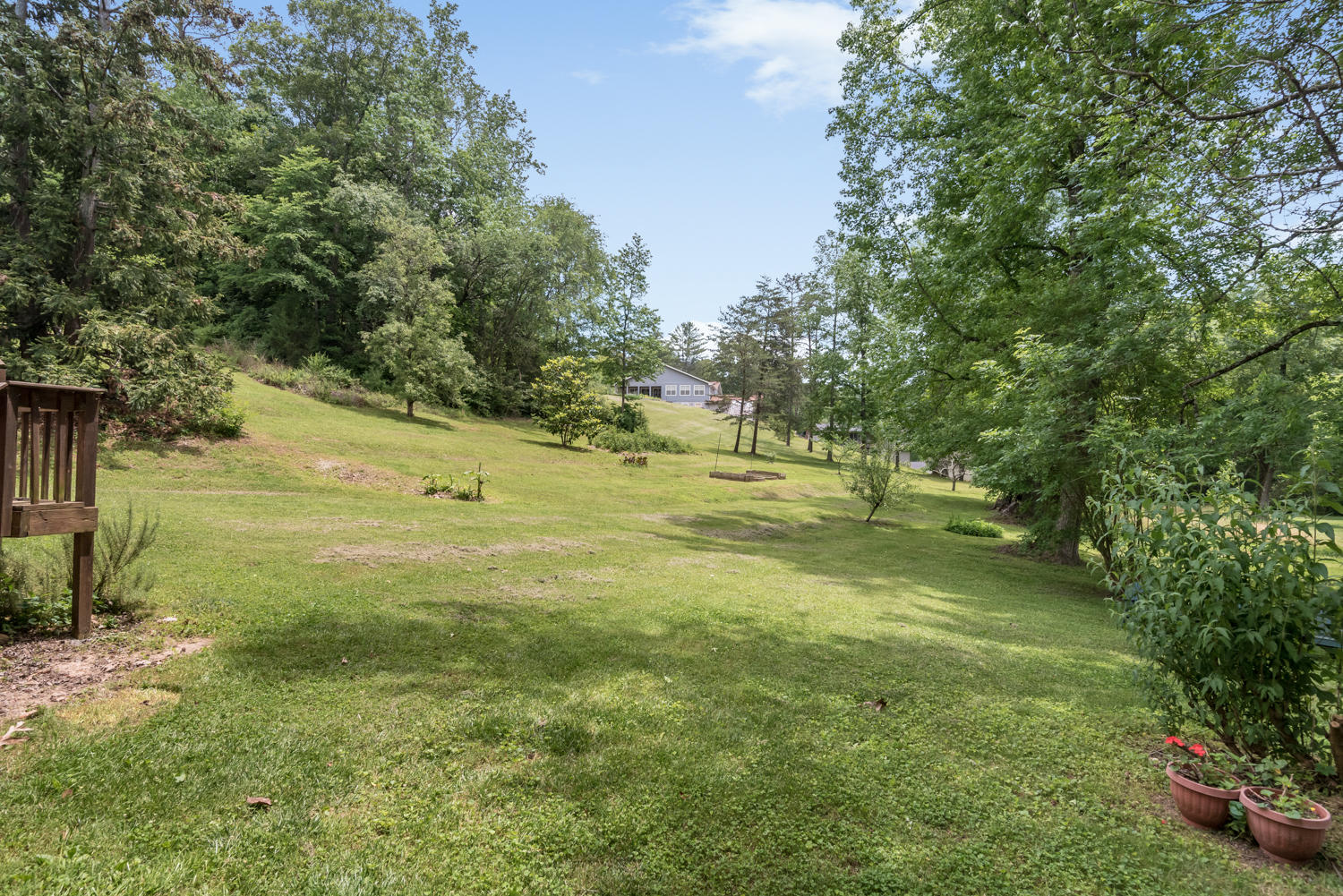 5712 Browntown Road Chattanooga, TN 37415 - Photo 5 of 26 5712_Browntown_Rd_06