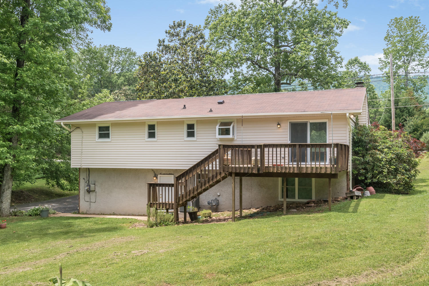5712 Browntown Road Chattanooga, TN 37415 - Photo 6 of 26 5712_Browntown_Rd_07