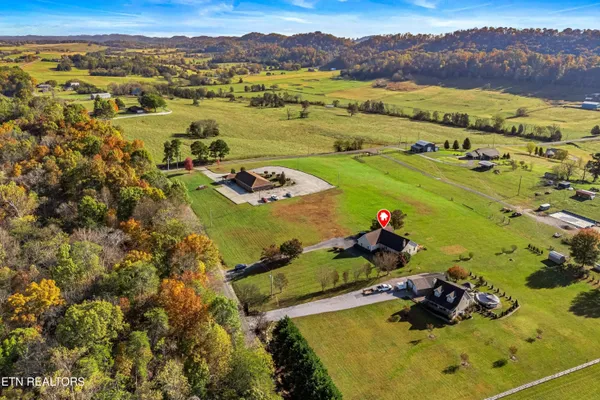 $499,000 | 747 East Dumplin Valley Road, Jefferson City, TN 37760