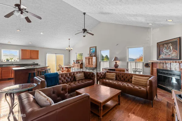 $499,000 | 747 East Dumplin Valley Road, Jefferson City, TN 37760