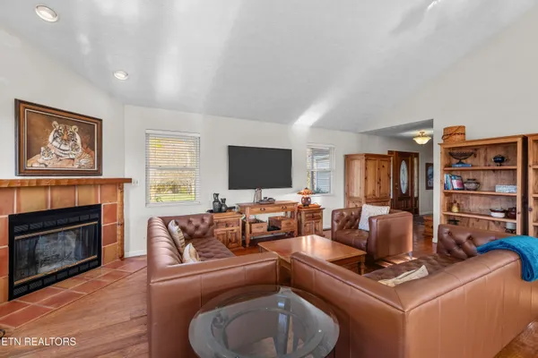 $499,000 | 747 East Dumplin Valley Road, Jefferson City, TN 37760