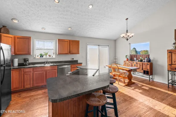 $499,000 | 747 East Dumplin Valley Road, Jefferson City, TN 37760