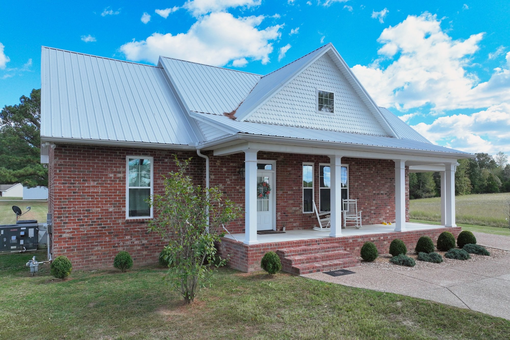 3280 Dobbins Pike Portland, TN 37148 - Photo 2 of 54