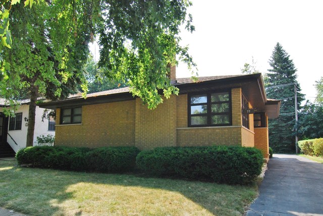 77 East Burlington Street Riverside, IL 60546 - Photo 1 of 20