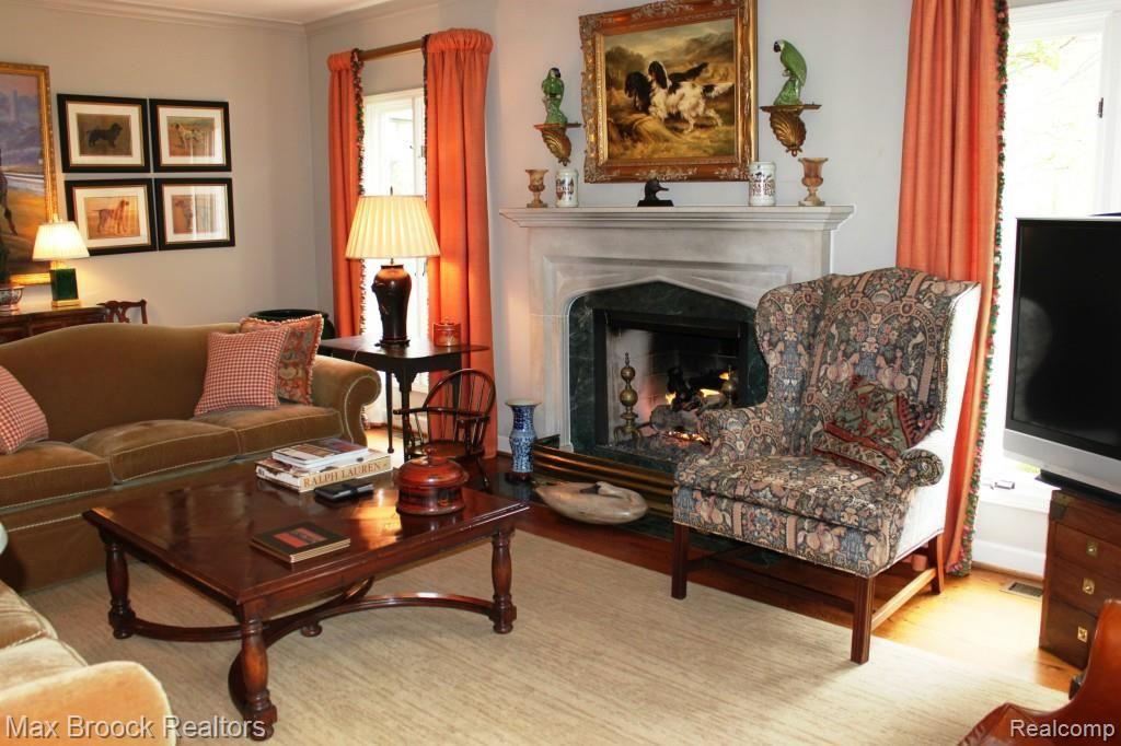 4875 Charing Cross Road Bloomfield Hills, MI 48304 - Photo 8 of 45