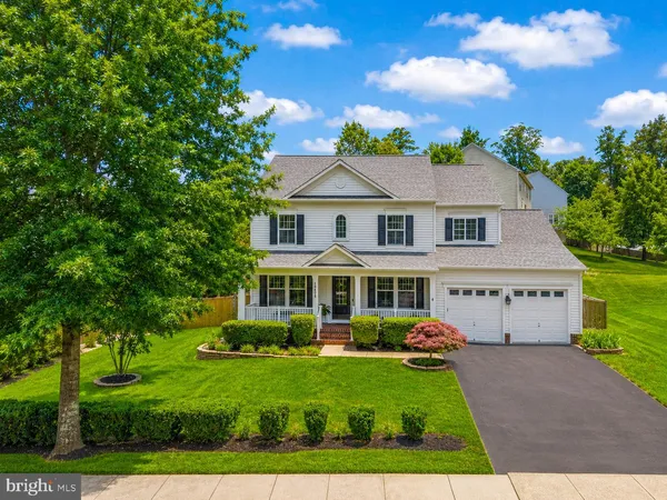 $820,000 | 16408 Chattanooga Lane, Woodbridge, VA 22191