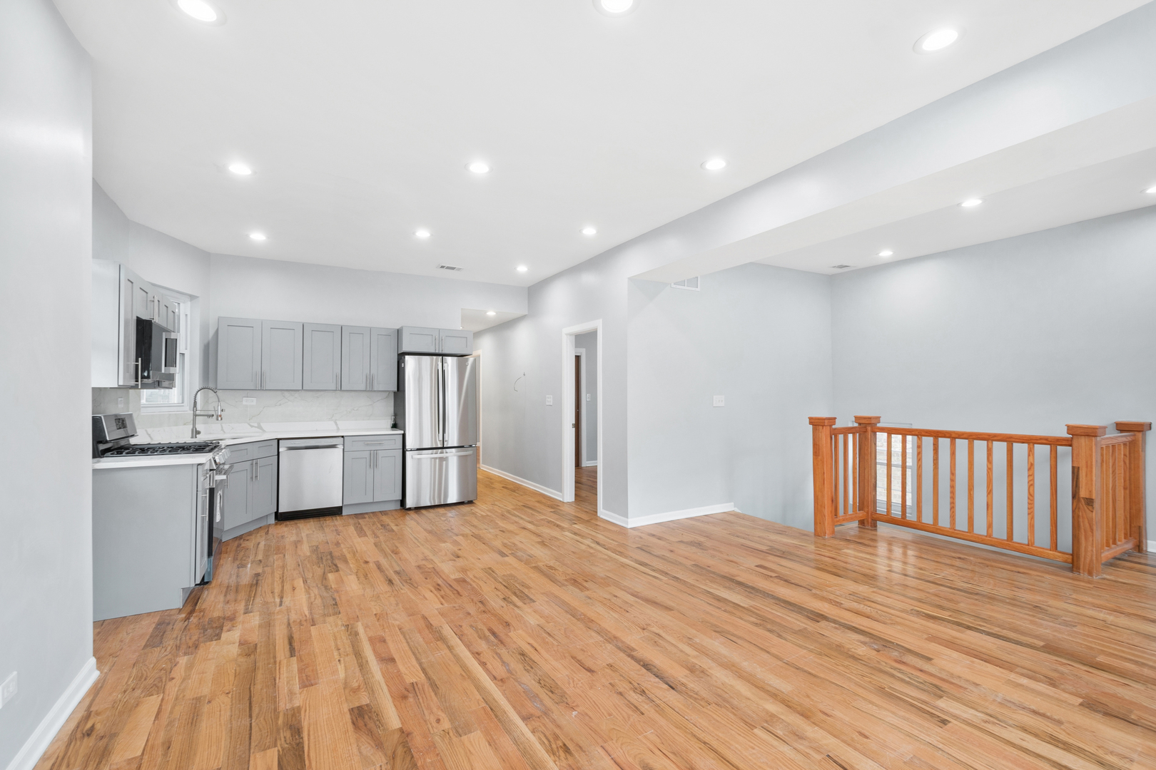 4918 North Spaulding Avenue, Unit 2 Chicago, IL 60625 - Photo 2 of 8