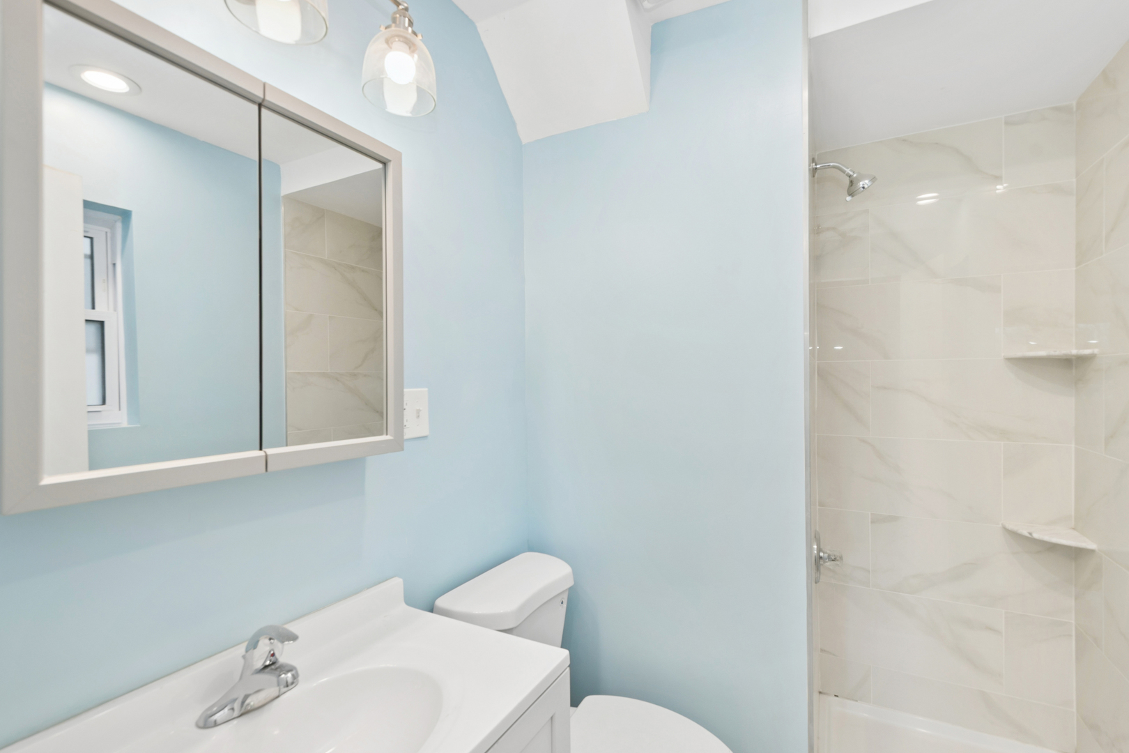 4918 North Spaulding Avenue, Unit 2 Chicago, IL 60625 - Photo 7 of 8