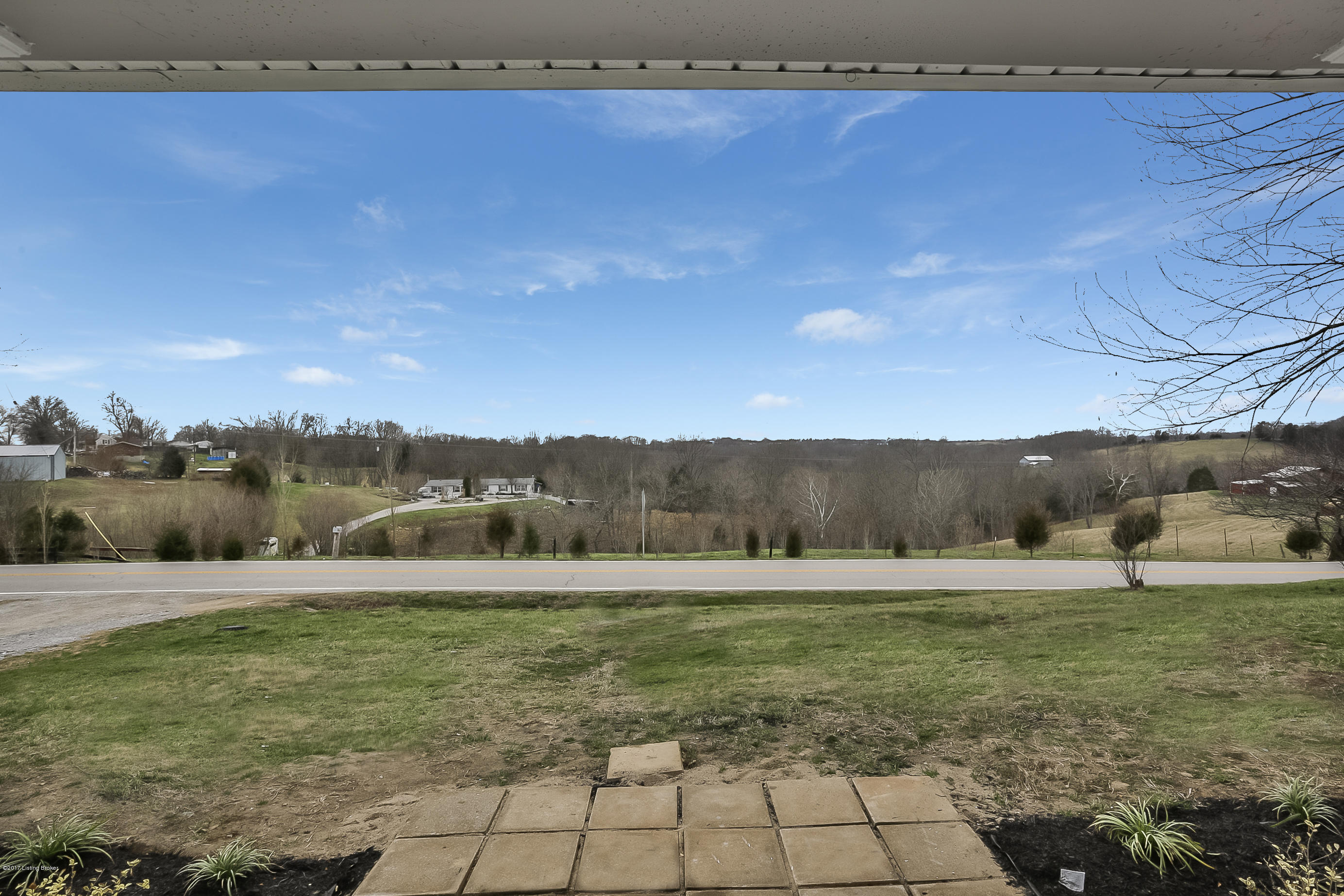 9579 Mt Eden Road Waddy, KY 40076 - Photo 32 of 33 Frontyard View