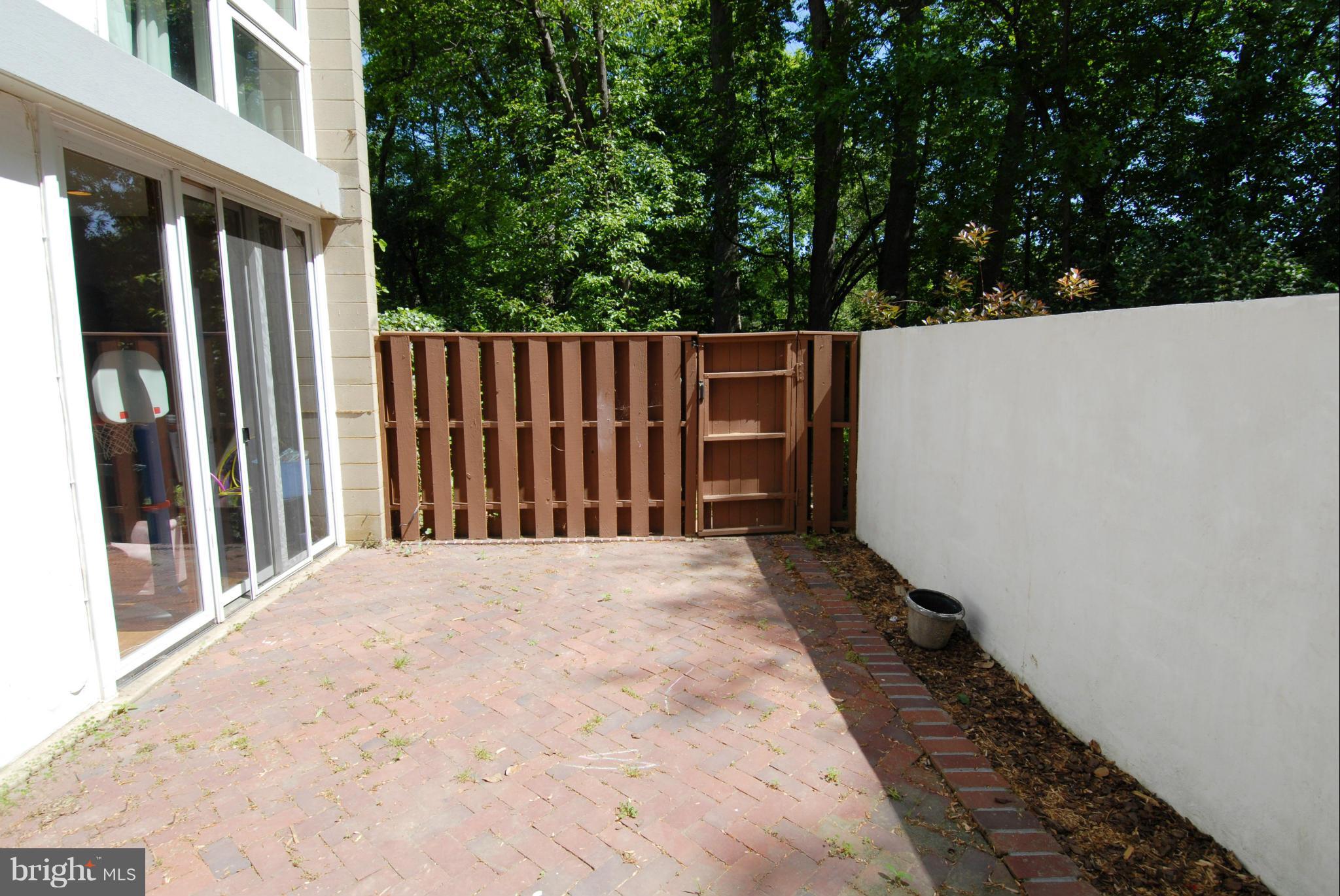 11502 Hickory Cluster Reston, VA 20190 - Photo 23 of 29