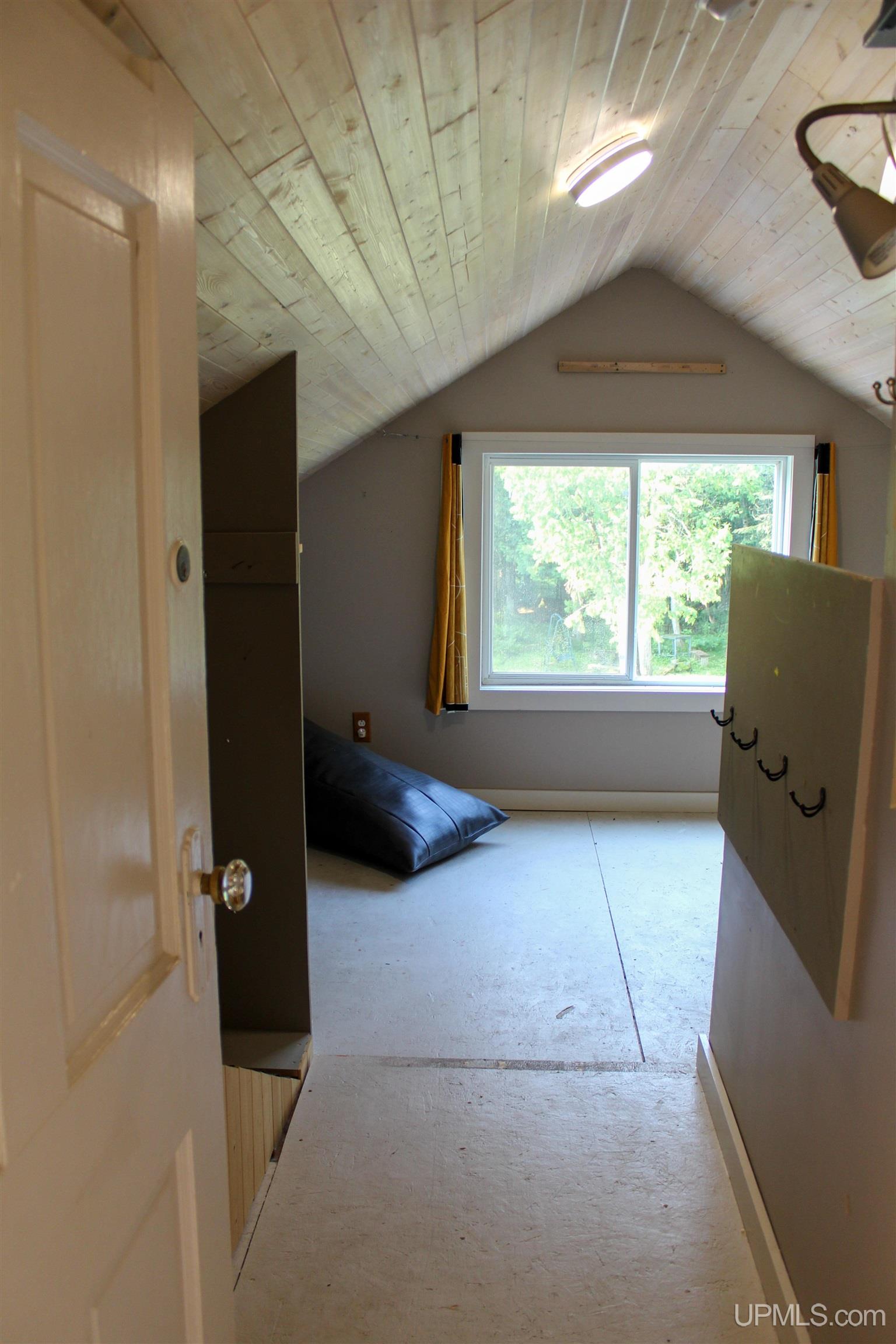 26141 Portage Entry Road Chassell, MI 49916 - Photo 10 of 98 Gallery Image 10