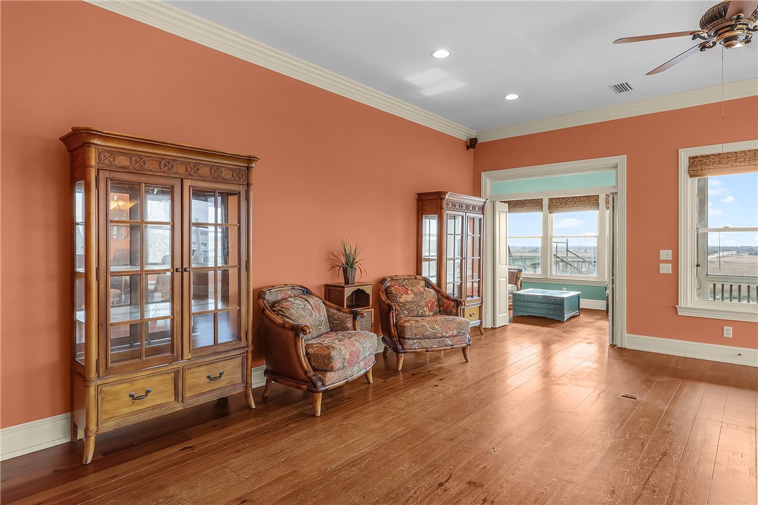 107 Broad Street, Unit D Darien, GA 31305 - Photo 11 of 56