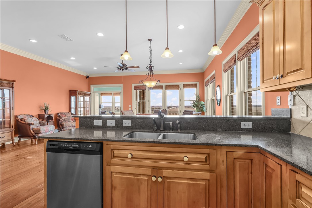 107 Broad Street, Unit D Darien, GA 31305 - Photo 26 of 56