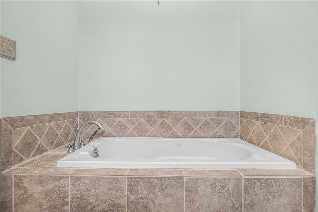 107 Broad Street, Unit D Darien, GA 31305 - Photo 35 of 56