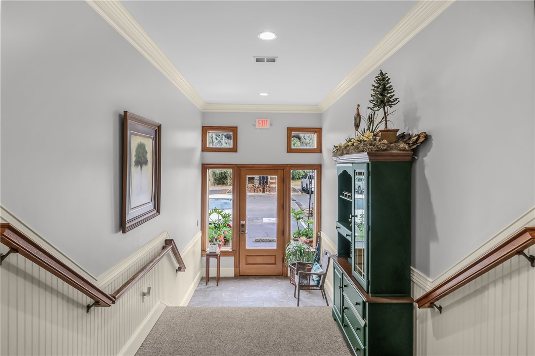 107 Broad Street, Unit D Darien, GA 31305 - Photo 5 of 56