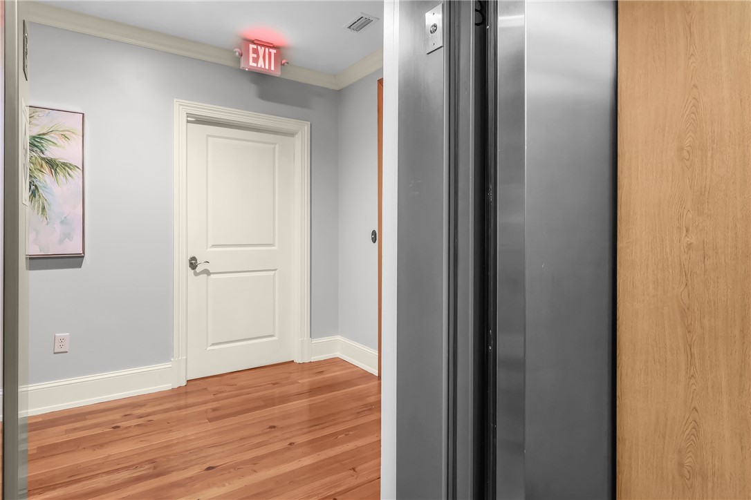 107 Broad Street, Unit D Darien, GA 31305 - Photo 6 of 56