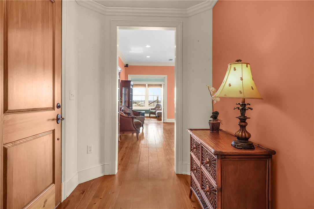 107 Broad Street, Unit D Darien, GA 31305 - Photo 9 of 56