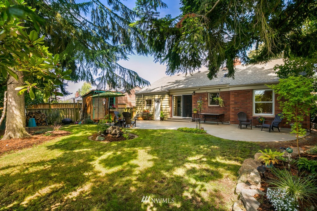 3919 Southwest Rose Street Seattle, WA 98136 - Photo 23 of 26 Gallery Image 23
