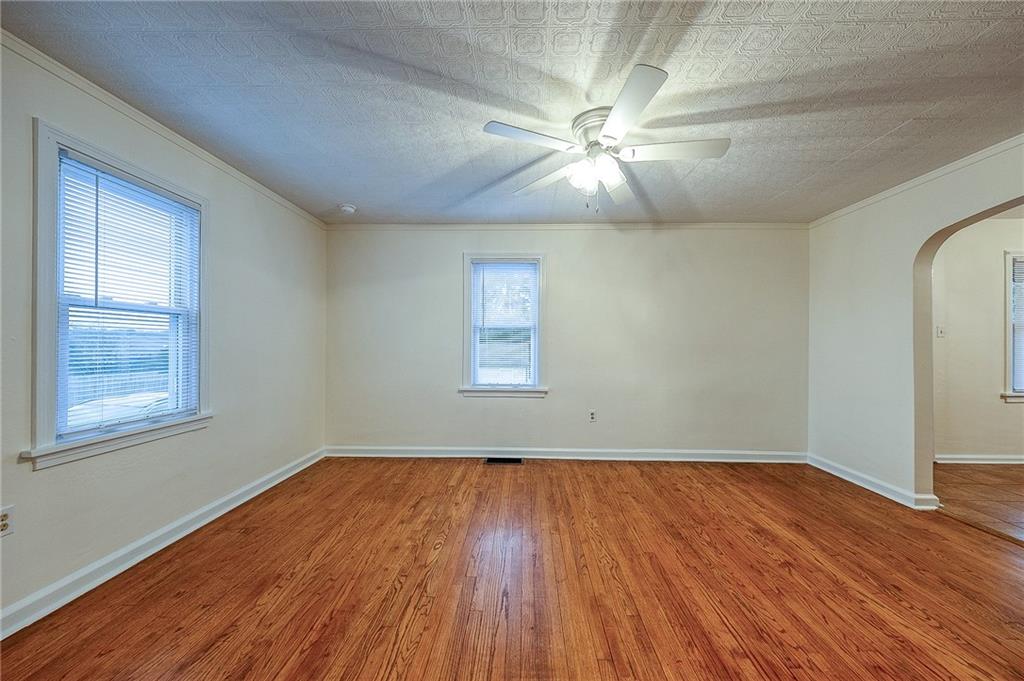 2271 Brodhead Road Aliquippa, PA 15001 - Photo 8 of 38 Gallery Image 8