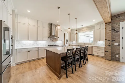 $1,100,000 | 441 Edmunds Lane, Clover, SC 29710