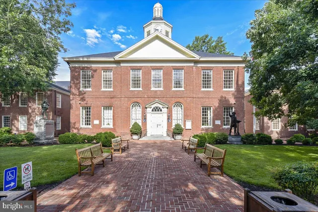 $295,000 | 29595 Dutchmans Lane, Unit 602, Easton, MD 21601