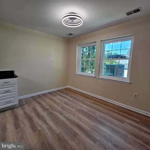 $295,000 | 29595 Dutchmans Lane, Unit 602, Easton, MD 21601