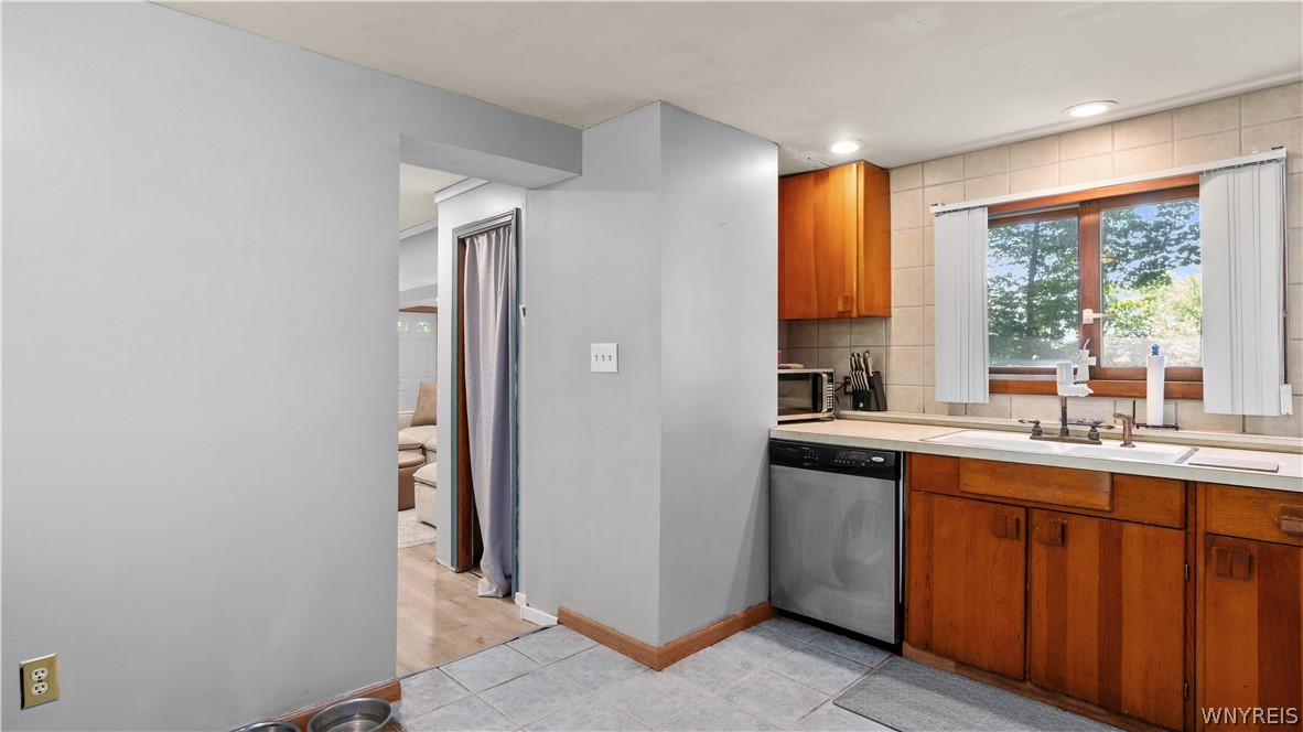 7075 South Abbott Road Boston, NY 14075 - Photo 21 of 50