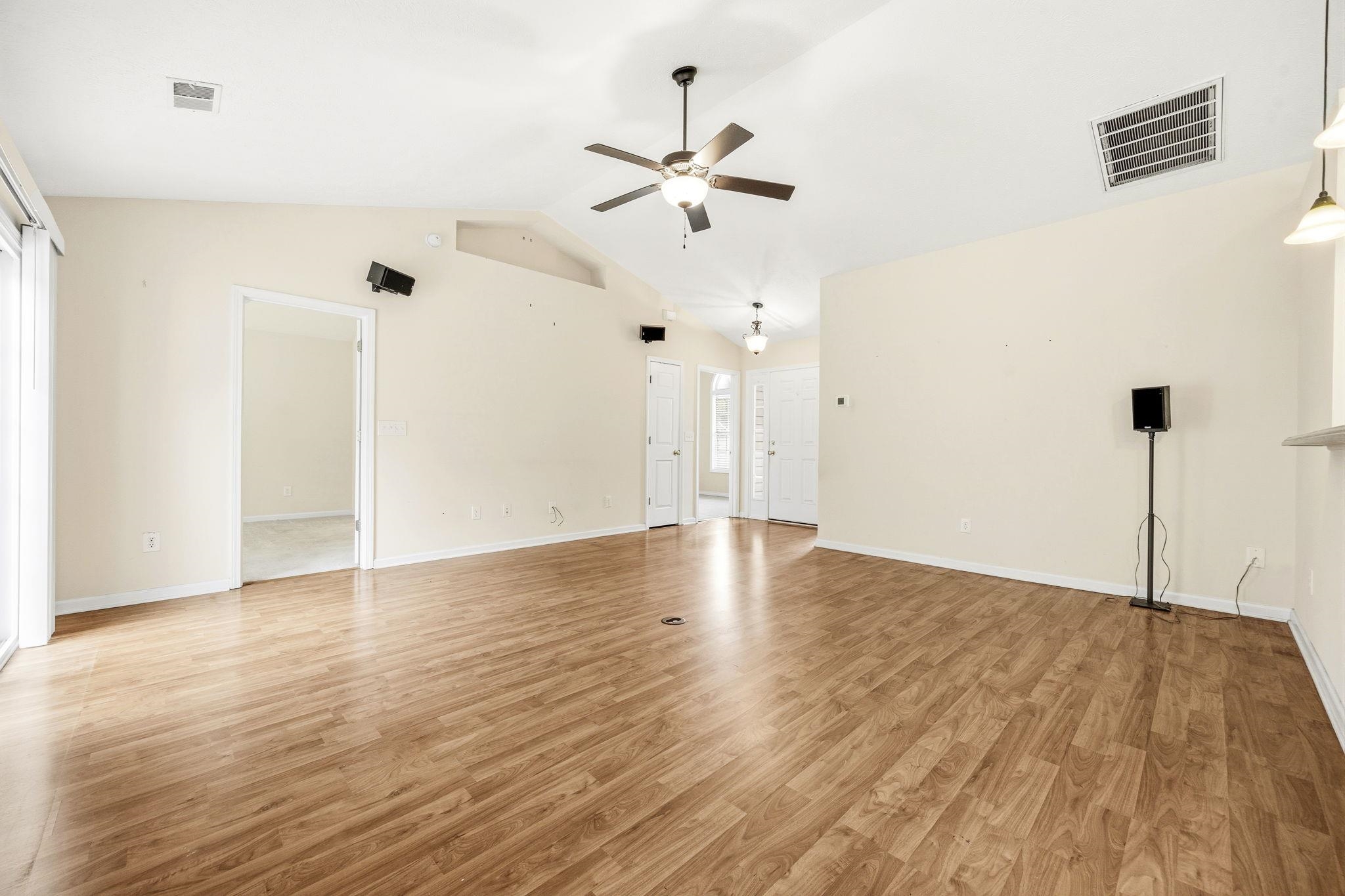 3146 Shorecrest Bay Drive Murrells Inlet, SC 29576 - Photo 8 of 44