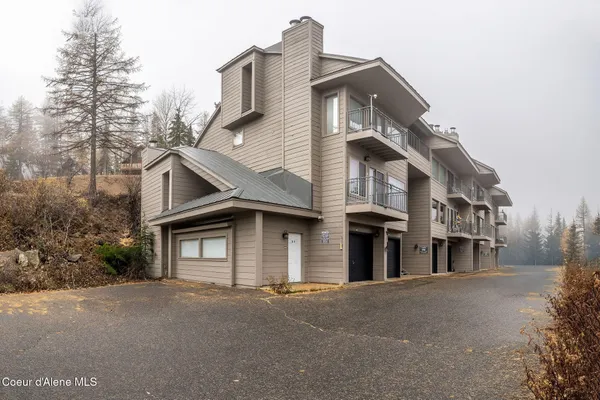 $550,000 | 88 Blooming Flower Court, Unit 101 B9, Sandpoint, ID 83864