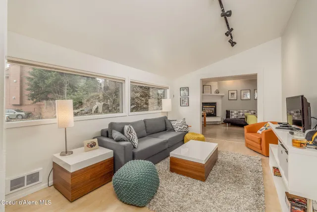 $585,000 | 88 Blooming Flower Court, Unit 101 B9, Sandpoint, ID 83864