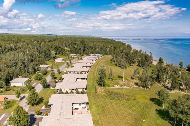 $959,900 | 8353 Congdon Boulevard, Duluth, MN 55804