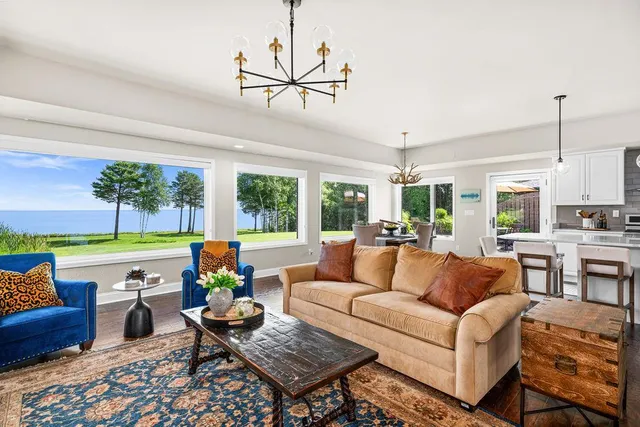 $959,900 | 8353 Congdon Boulevard, Duluth, MN 55804