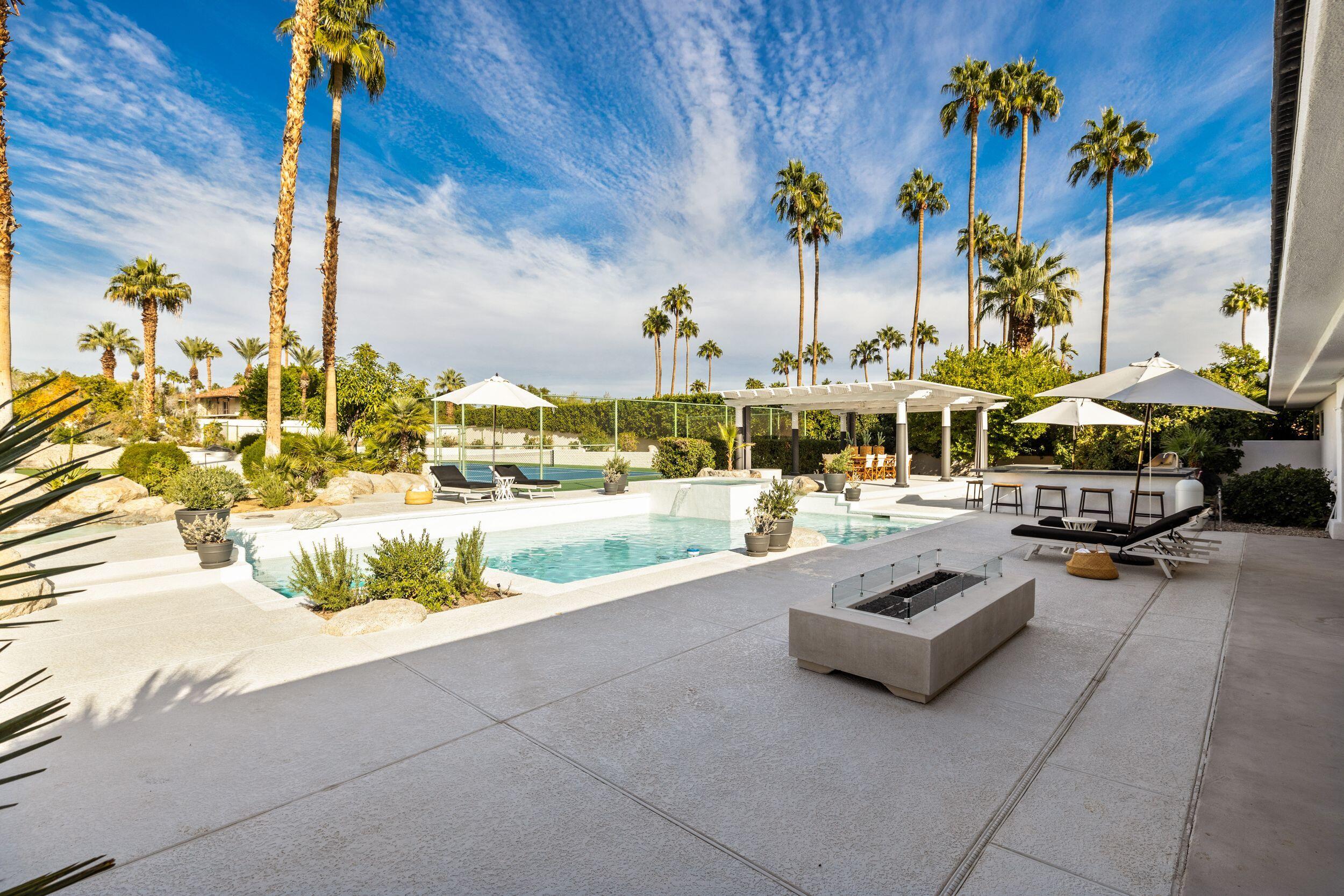 594 West Stevens Road Palm Springs, CA 92262 - Photo 7 of 27 7